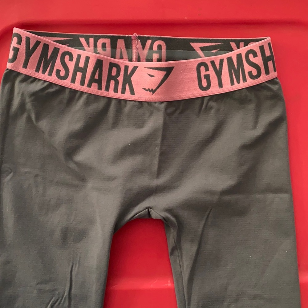 Gymshark gray woman’s leggings